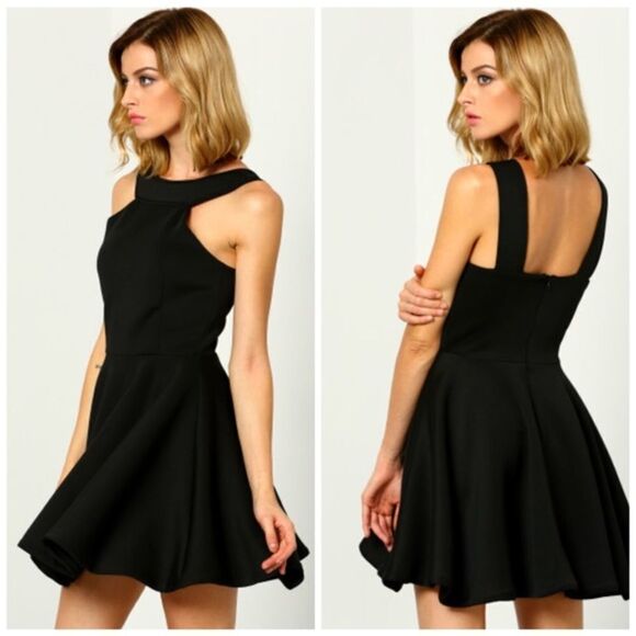 ✨HP✨Black Halter Backless Flare Dress✨ - Picture 4 of 4